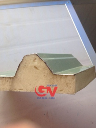 Tôn PU cách nhiệt PN-1