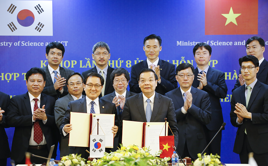 Thúc đẩy hợp tác khoa học công nghệ Việt Nam - Hàn Quốc