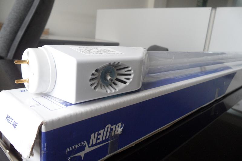 Đèn LED dạng tuýp phát ion âm BN 130