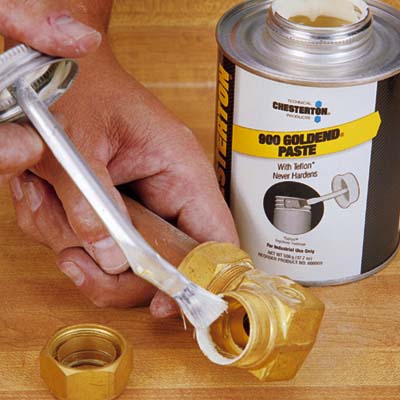 Chesterton TP 900 Goldend Paste - Hợp chất làm kín và bôi trơn các bước ren