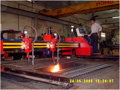 Máy cắt kim loại tấm CNC - Model CP 66120 CNC