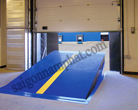 Sàn nâng tự động (Dock leveler)