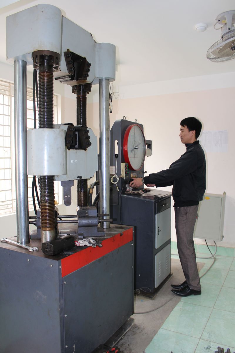 Thí nghiệm vật liệu xây dựng và các cấu kiện xây dựng