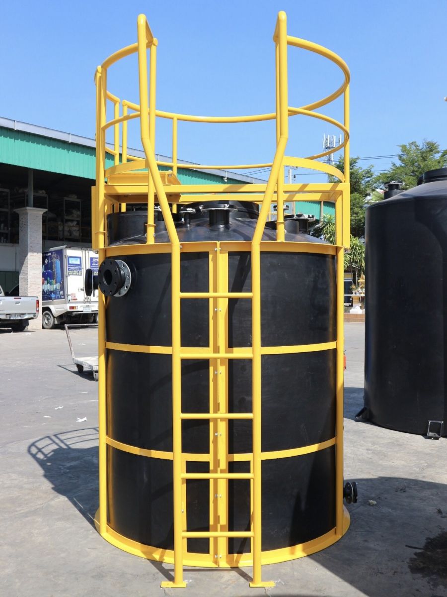 Bồn chứa hóa chất 2000L Tema/Pakco